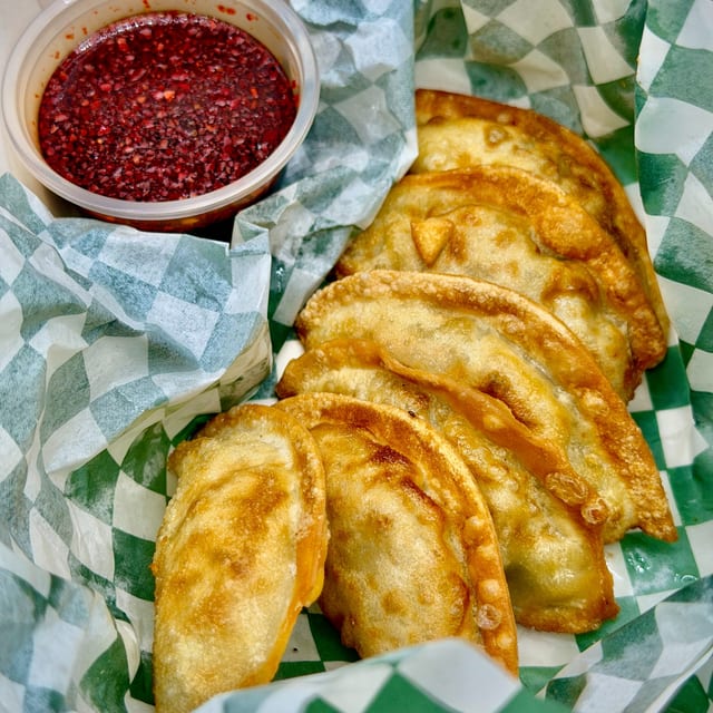 Fried Dumplings (군만두).